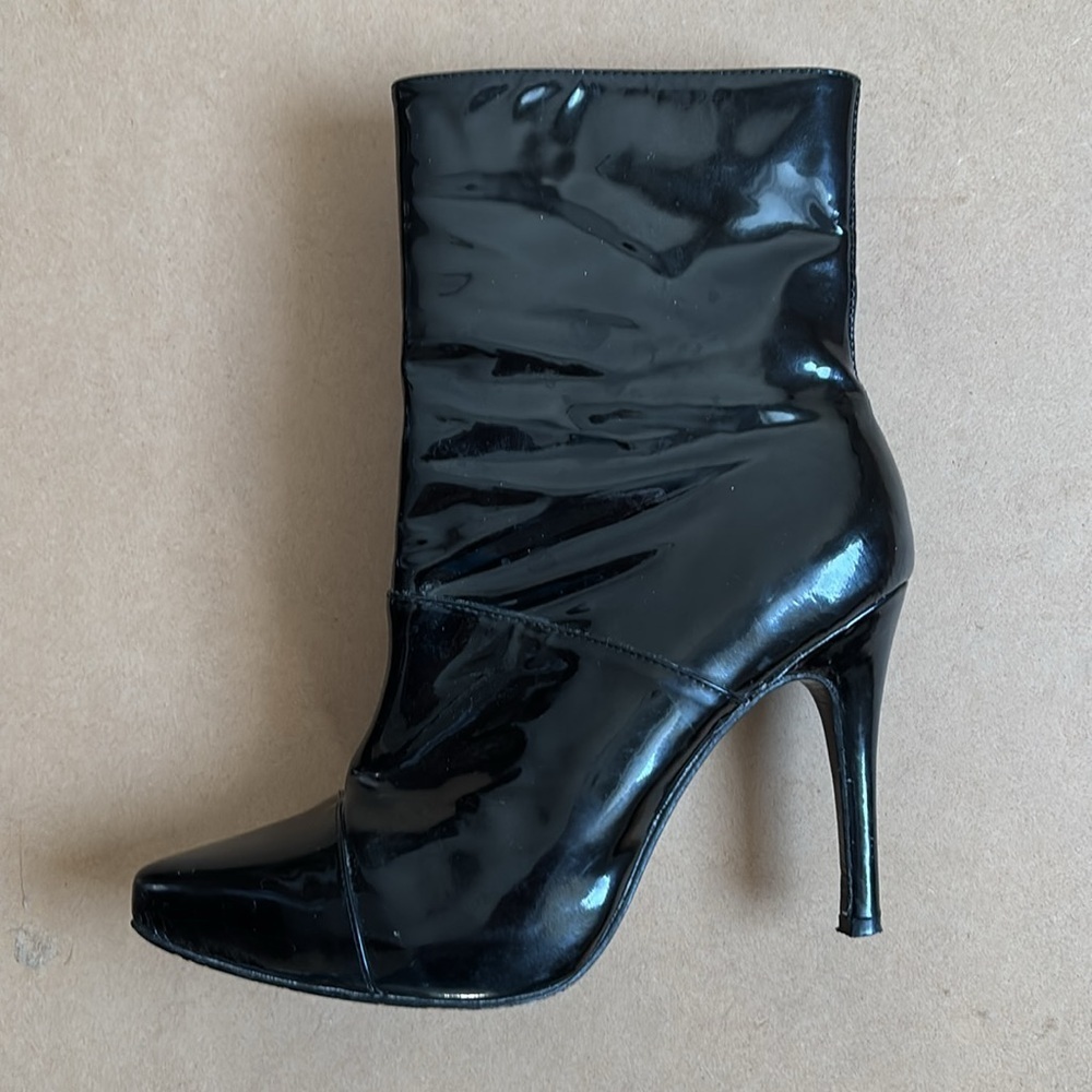 Yosi Samra Patent Leather Ankle Boots Size 7
